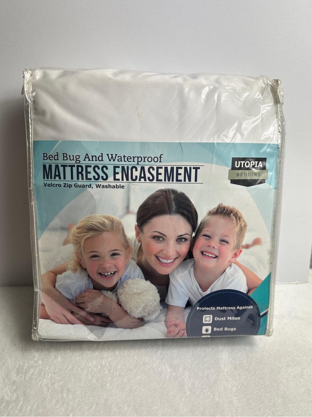 Utopia Bedding Bed Bug And Waterproof
Mattress Encasement Zip Twin Size NEW